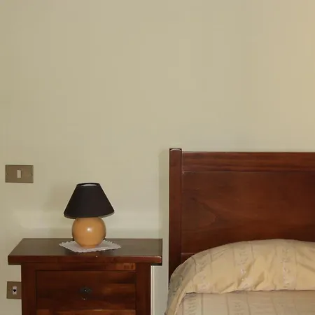 Palazzo Pancaro Bed & Breakfast Altomonte