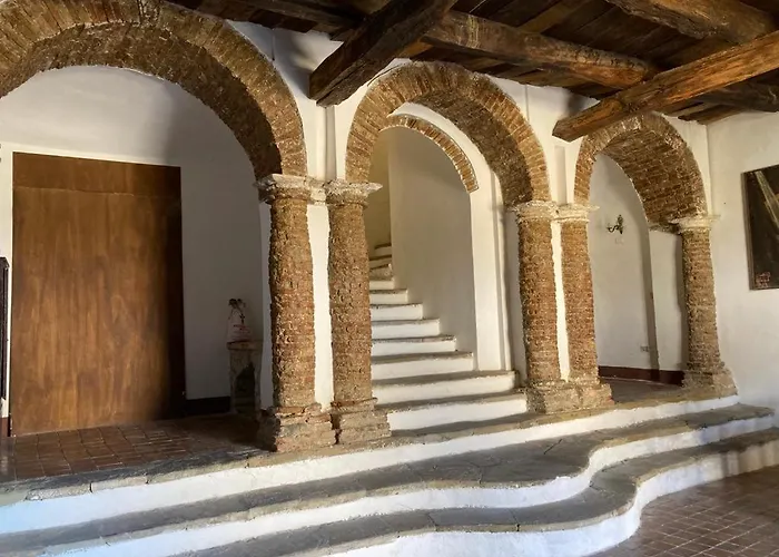 Alojamento de Acomodação e Pequeno-almoço Palazzo Pancaro