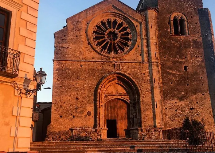 Alojamento de Acomodação e Pequeno-almoço Palazzo Pancaro Altomonte
