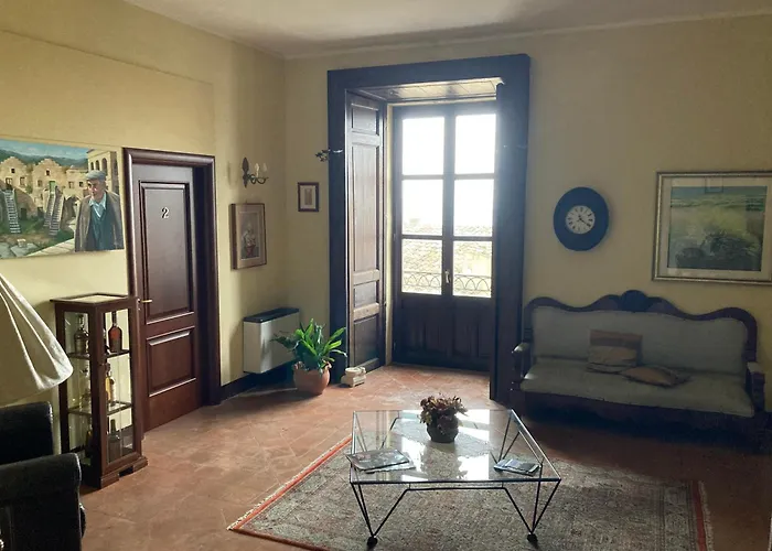 Alojamento de Acomodação e Pequeno-almoço Palazzo Pancaro